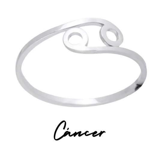 Anillo Plateado con Símbolo de CÁNCER